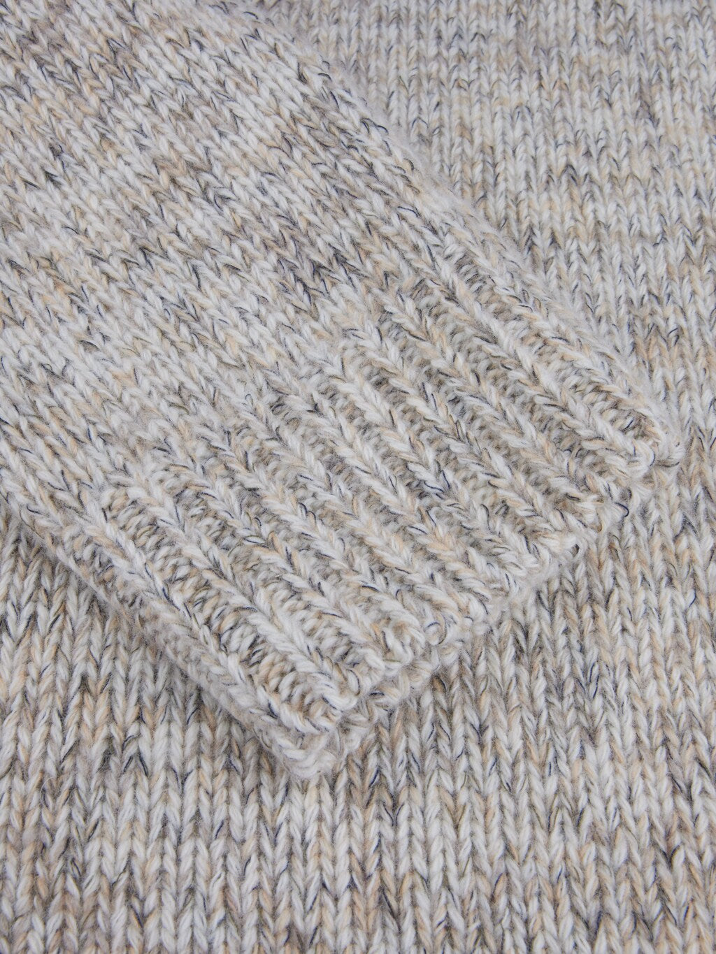 Heavy knitted merino sweater- Light beige