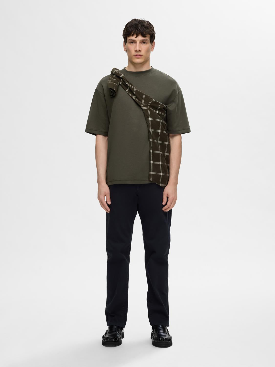 Loose Oscar ss o-neck tee- Forest night