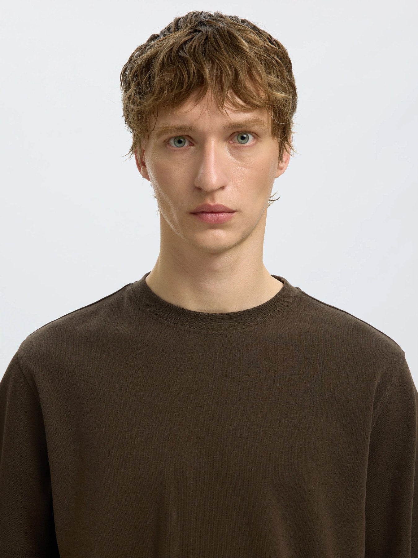Taj mid wit peach ss tee- Turkish coffee