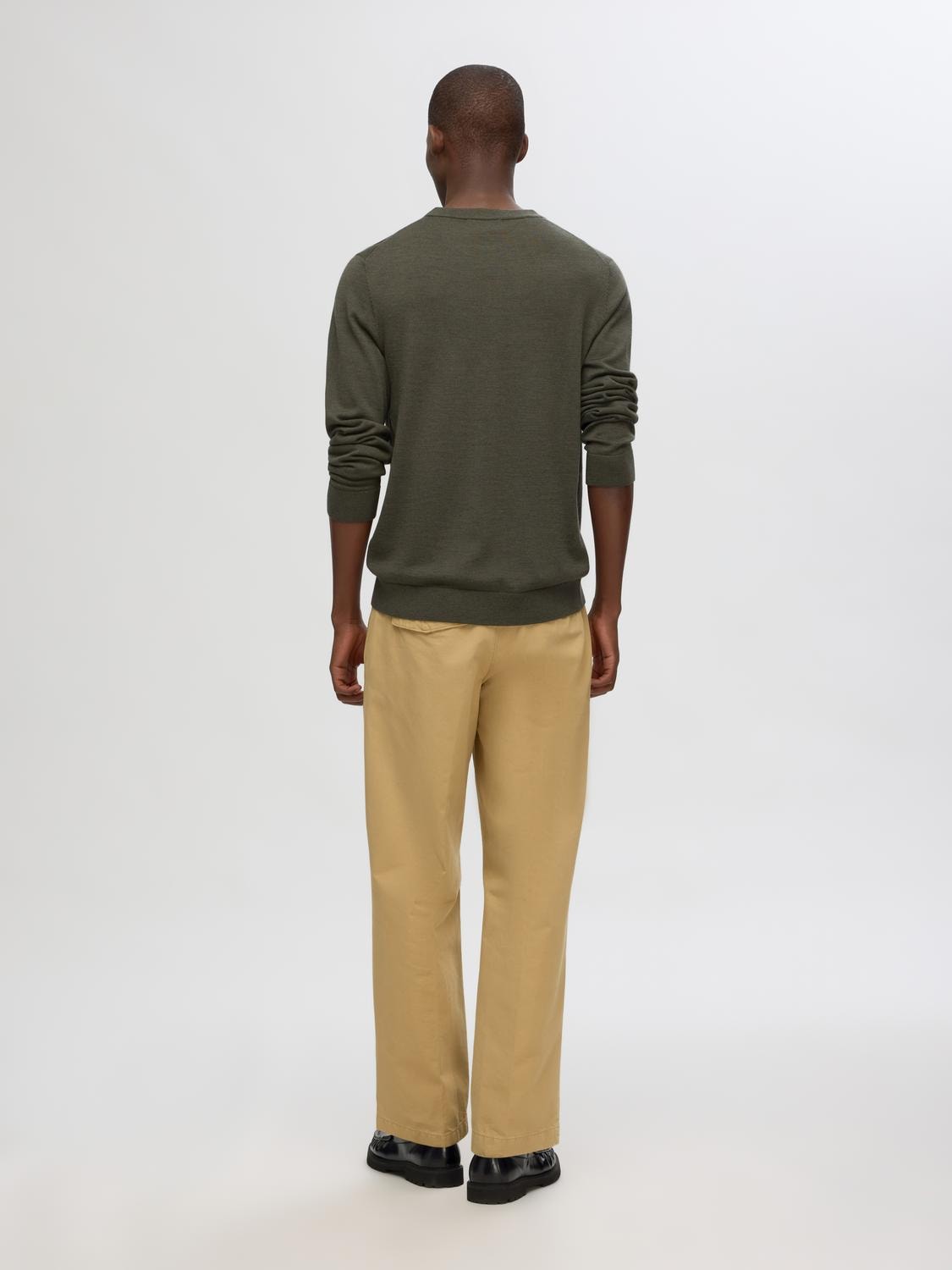 Tray ls knit merino crew neck- forest night