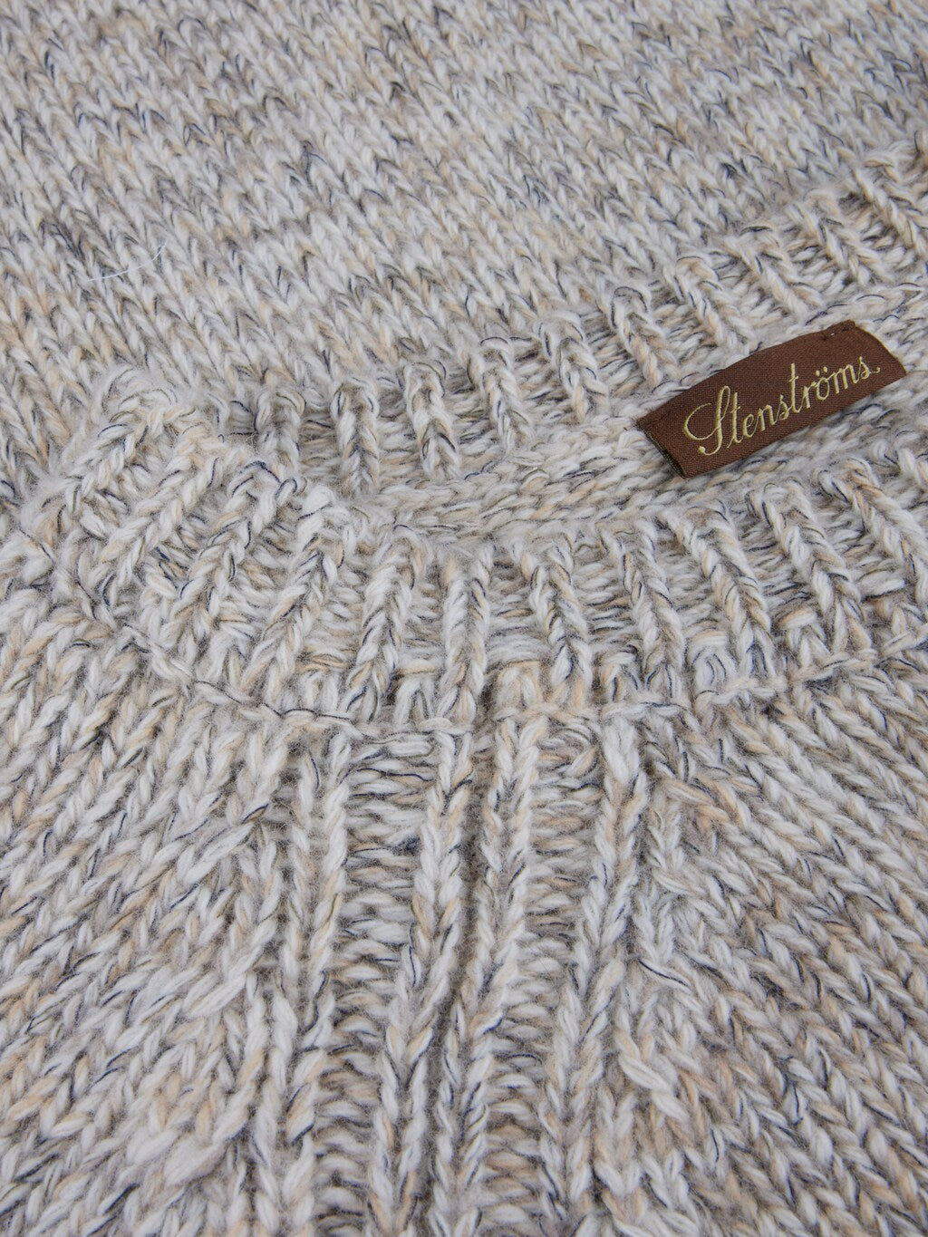 Heavy knitted merino sweater- Light beige