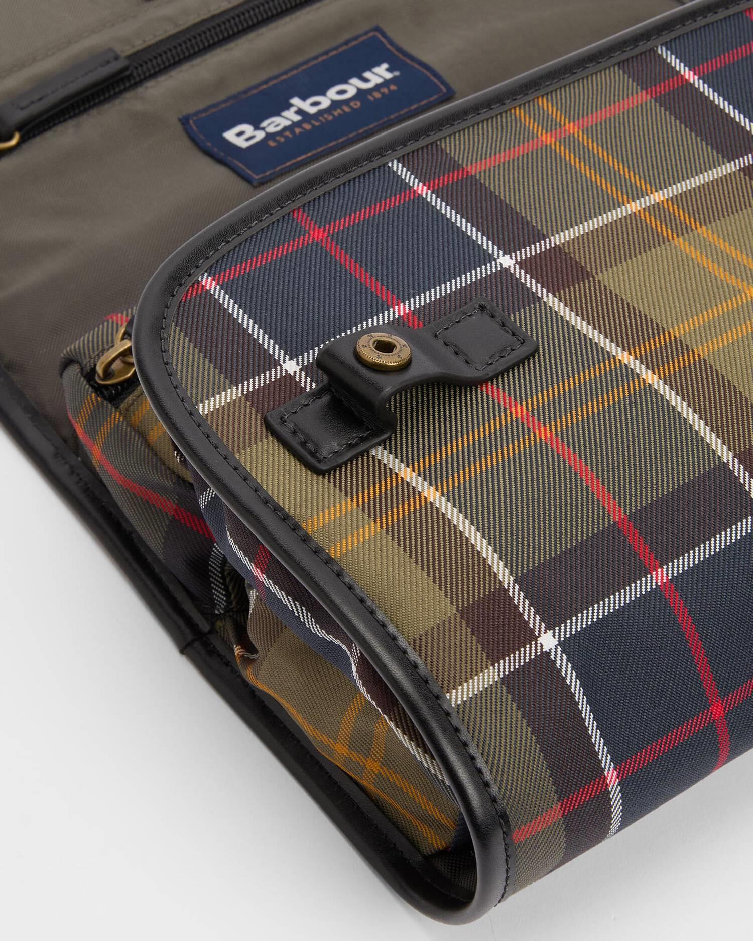 Tartan Hanging Washbag- Classic