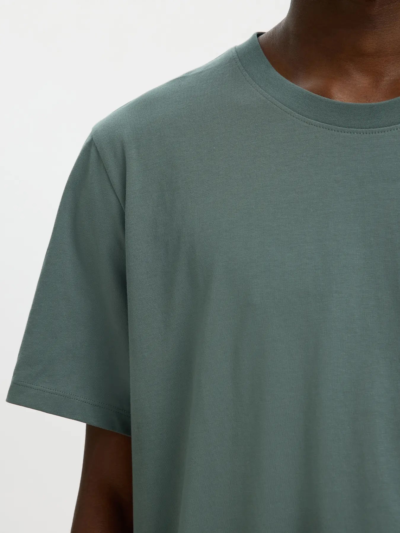 Aspen ss o-neck tee- Balsam green