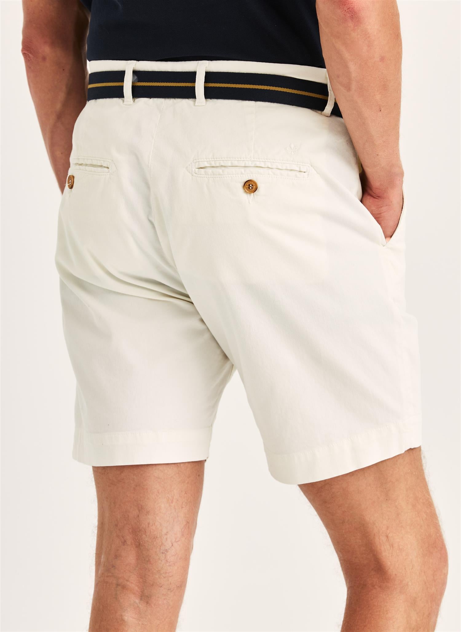 Jeffrey Summer Chino Shorts 7»- Off white