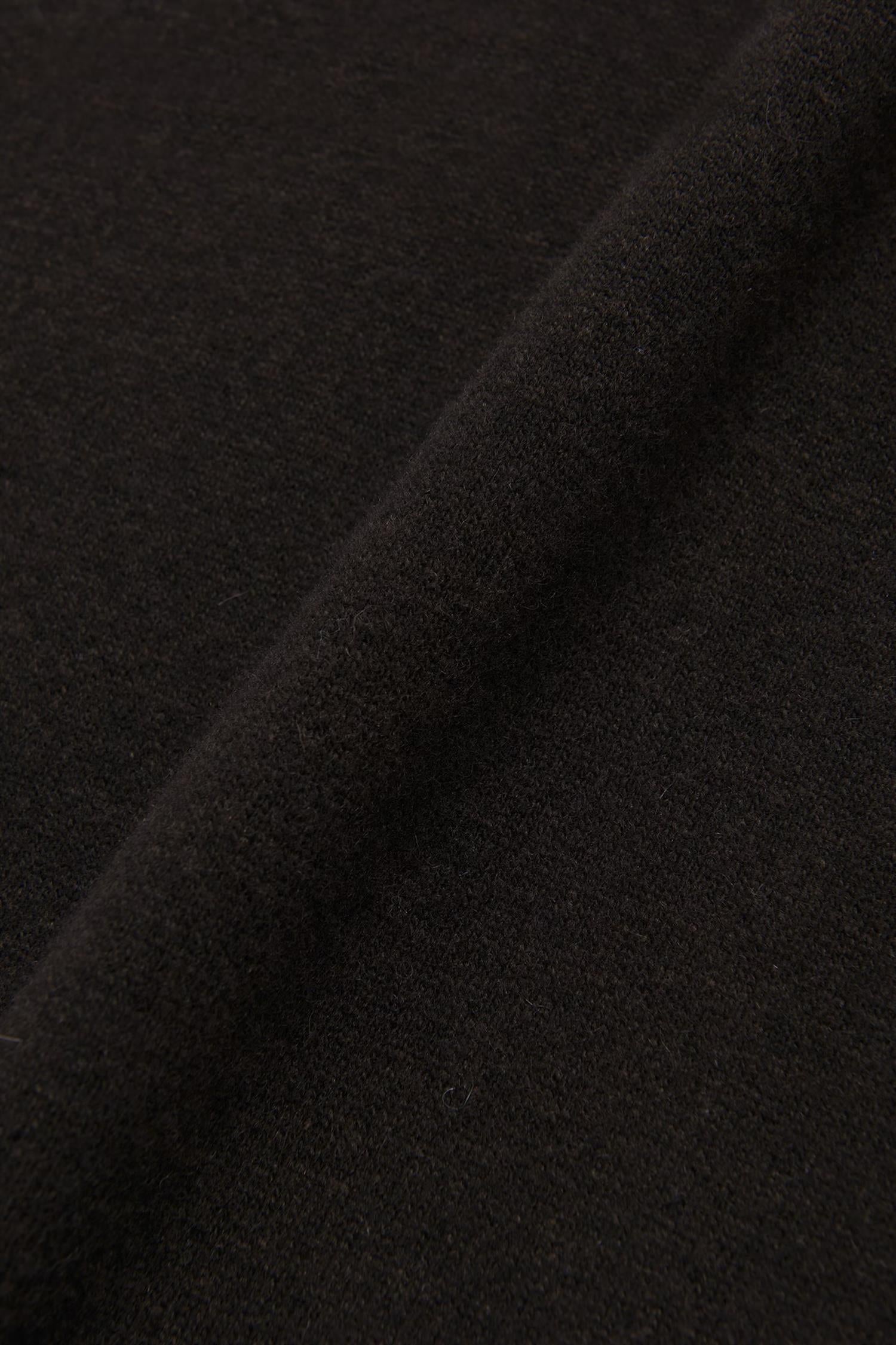 Salim rollneck- Brown