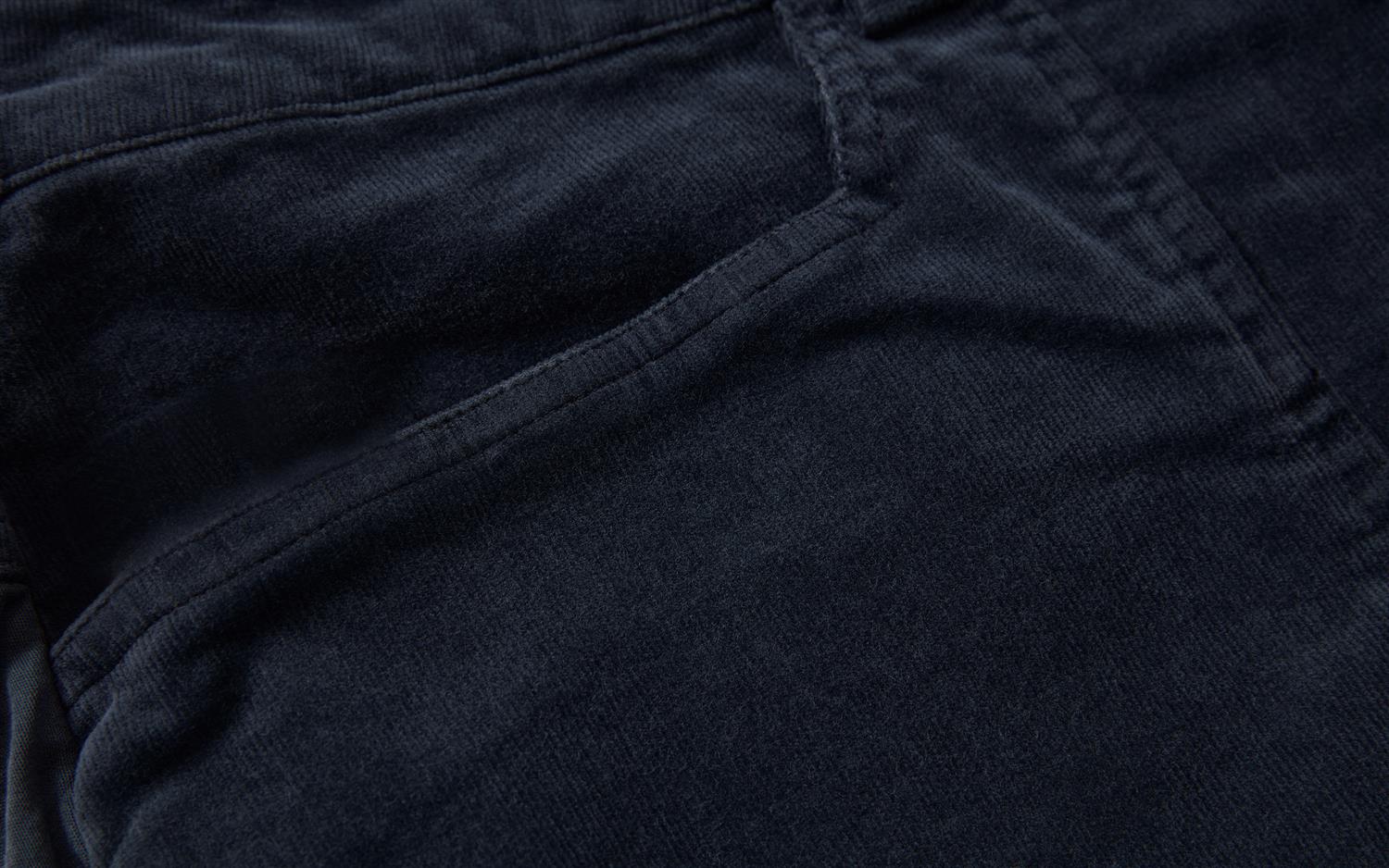 Grinder cord shorts- Dk navy