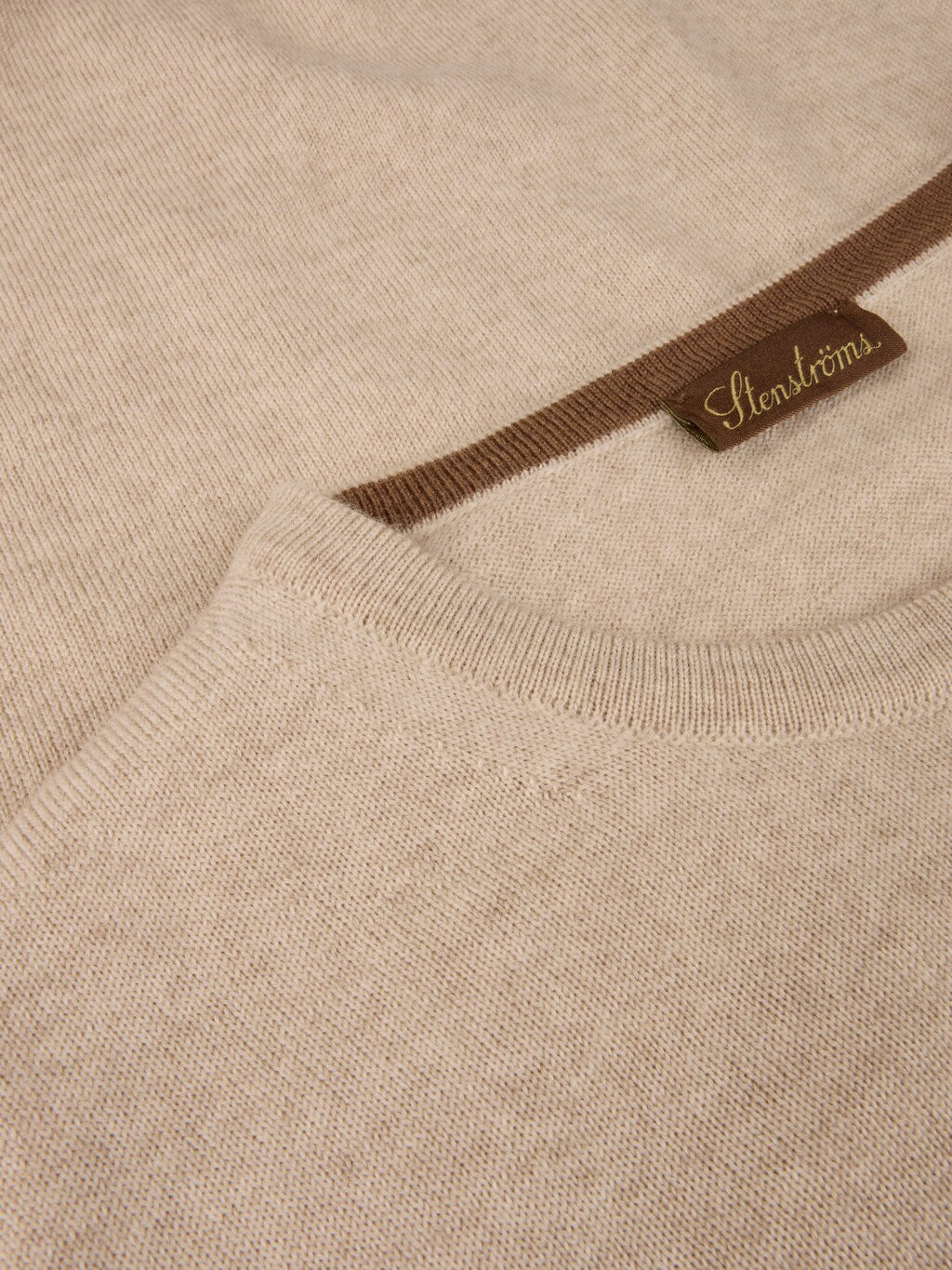 Knit sweater patch- light beige